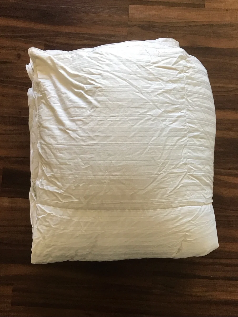 Kirkland Signature King Size White Quilted Goose Down Cotton Comforter - Picture 1 of 7